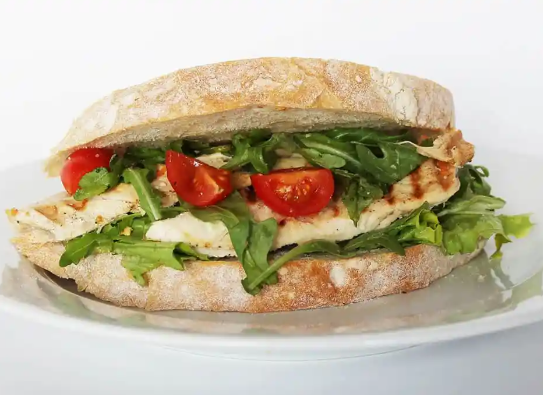 Pan con Filete de Pollo